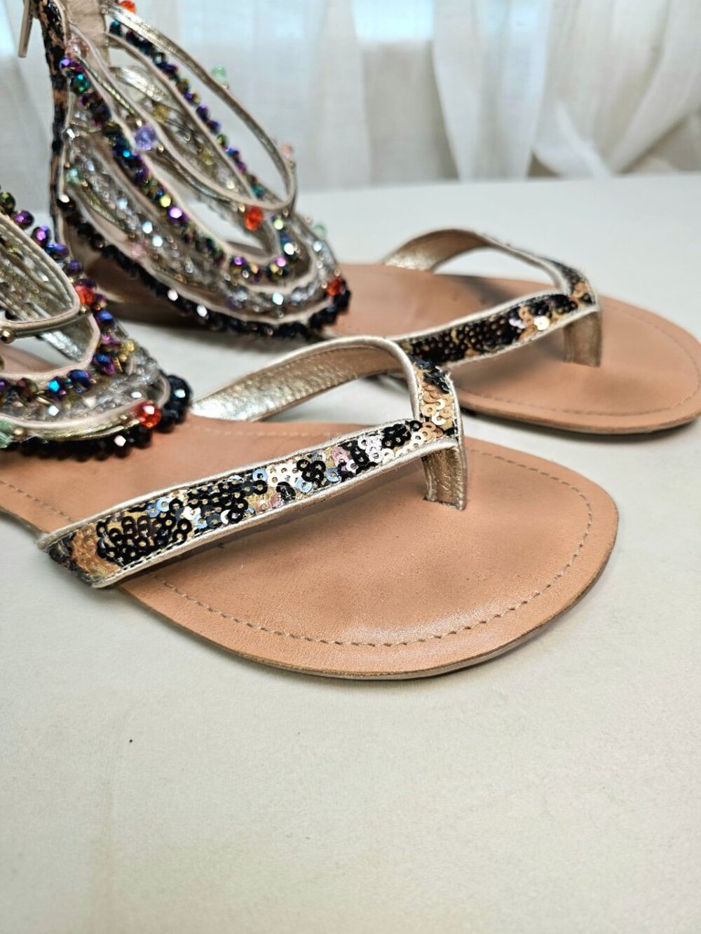 ZIGI Girl Femme Crystal Gladiator Sandals Size 10 Champagne Beaded Flat Sandals - Picture 10 of 14